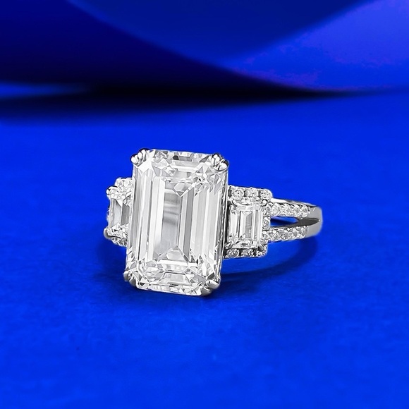 5CT S925 Sterling Silver 8×12mm Emerald Cut High Carbon Diamond Ring Size 6 - Picture 4 of 6